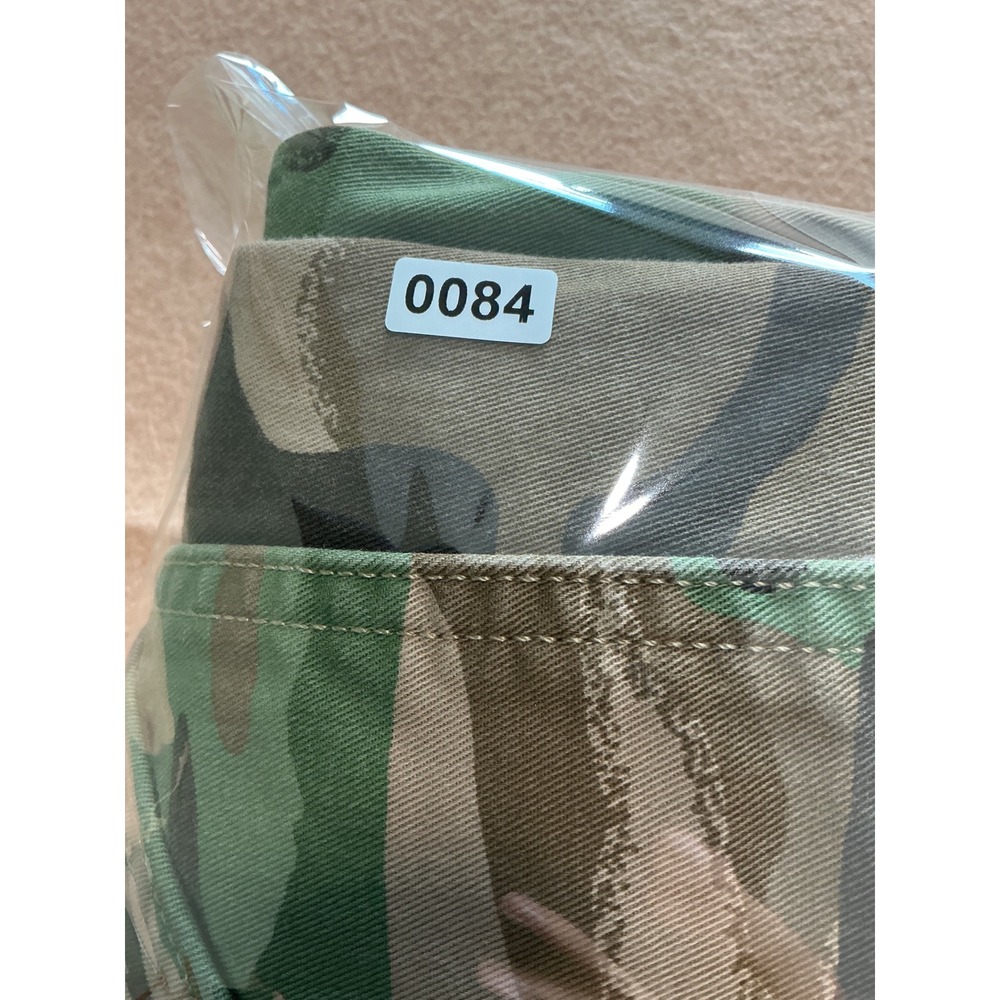 Levi Strauss & Co Mens Big & Tall Camo Cargo Shorts Woodland Camouflage Size 44 - Picture 6 of 6